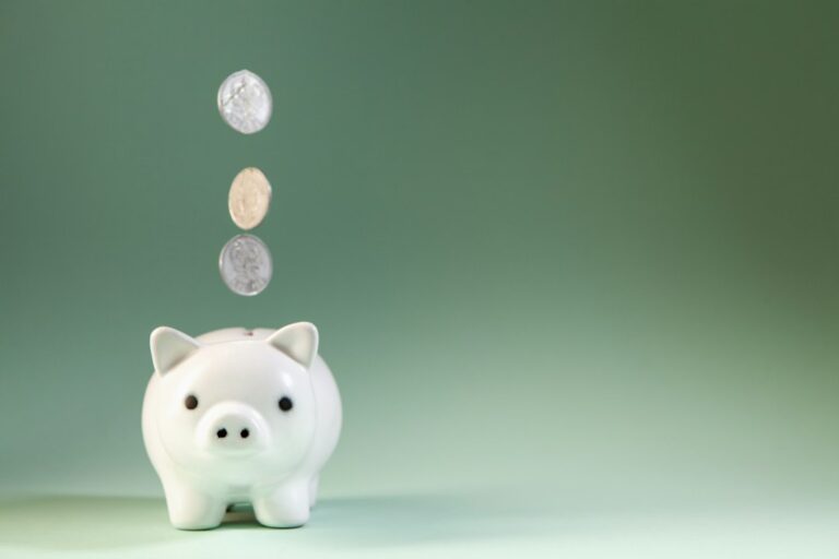 Festliche Sparideen: So schonen Sie Ihr Budget bei Weihnachtsgeschenken
