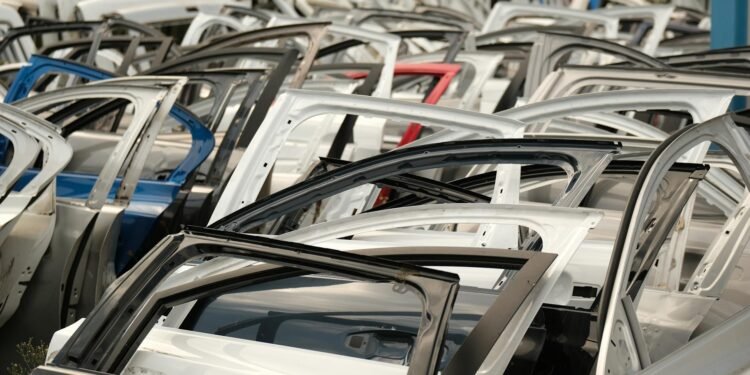 Autoindustrie im Wandel: Elektromobilität und Vertrauenskrisen